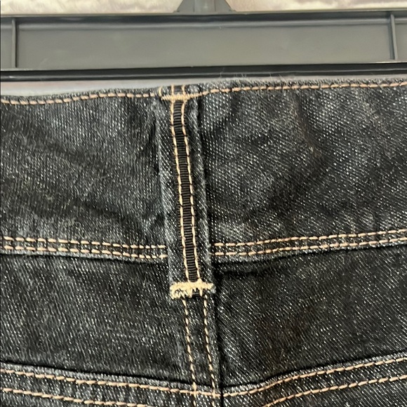 White House Black Market Jean Shorts Classic Design - Picture 9 of 9